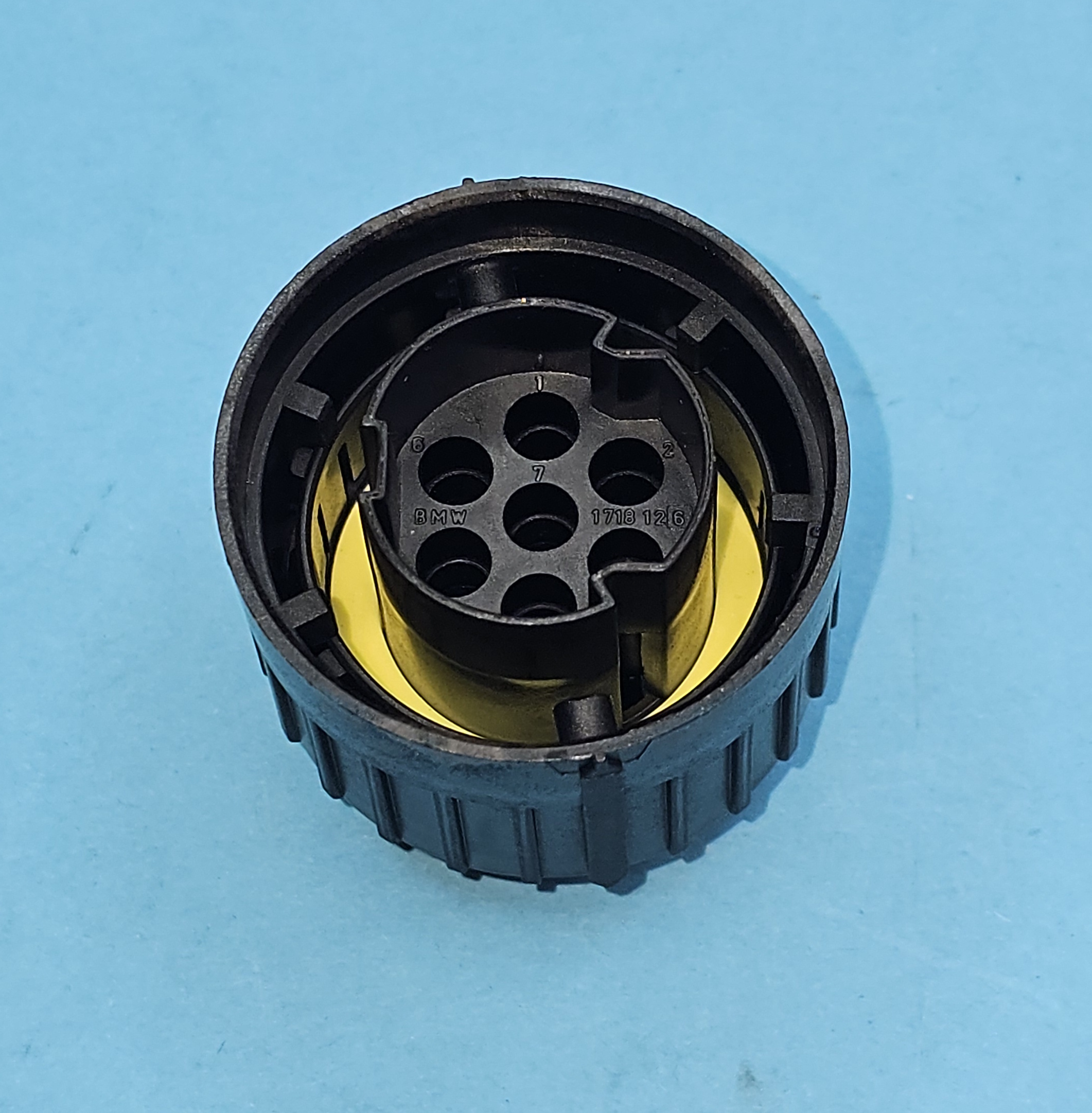 E31 LMM / Luftmassenmesser Steckergehäuse